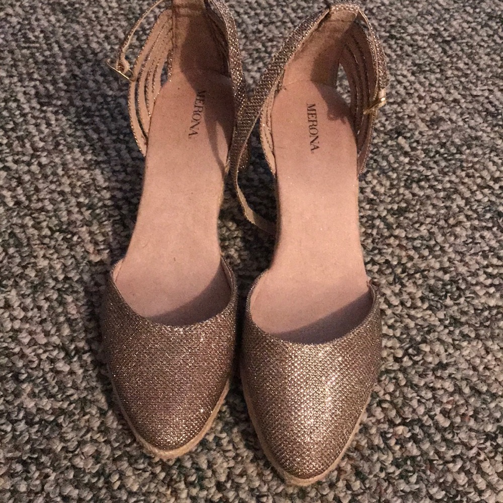 Gold glittery espadrilles.